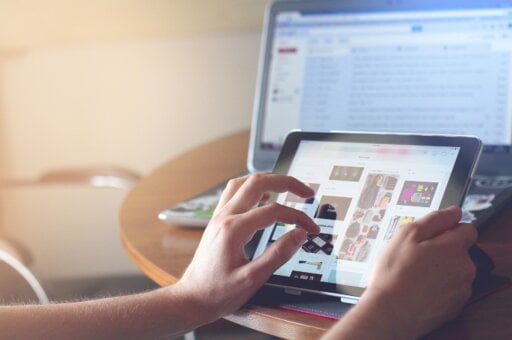 tablet - news article